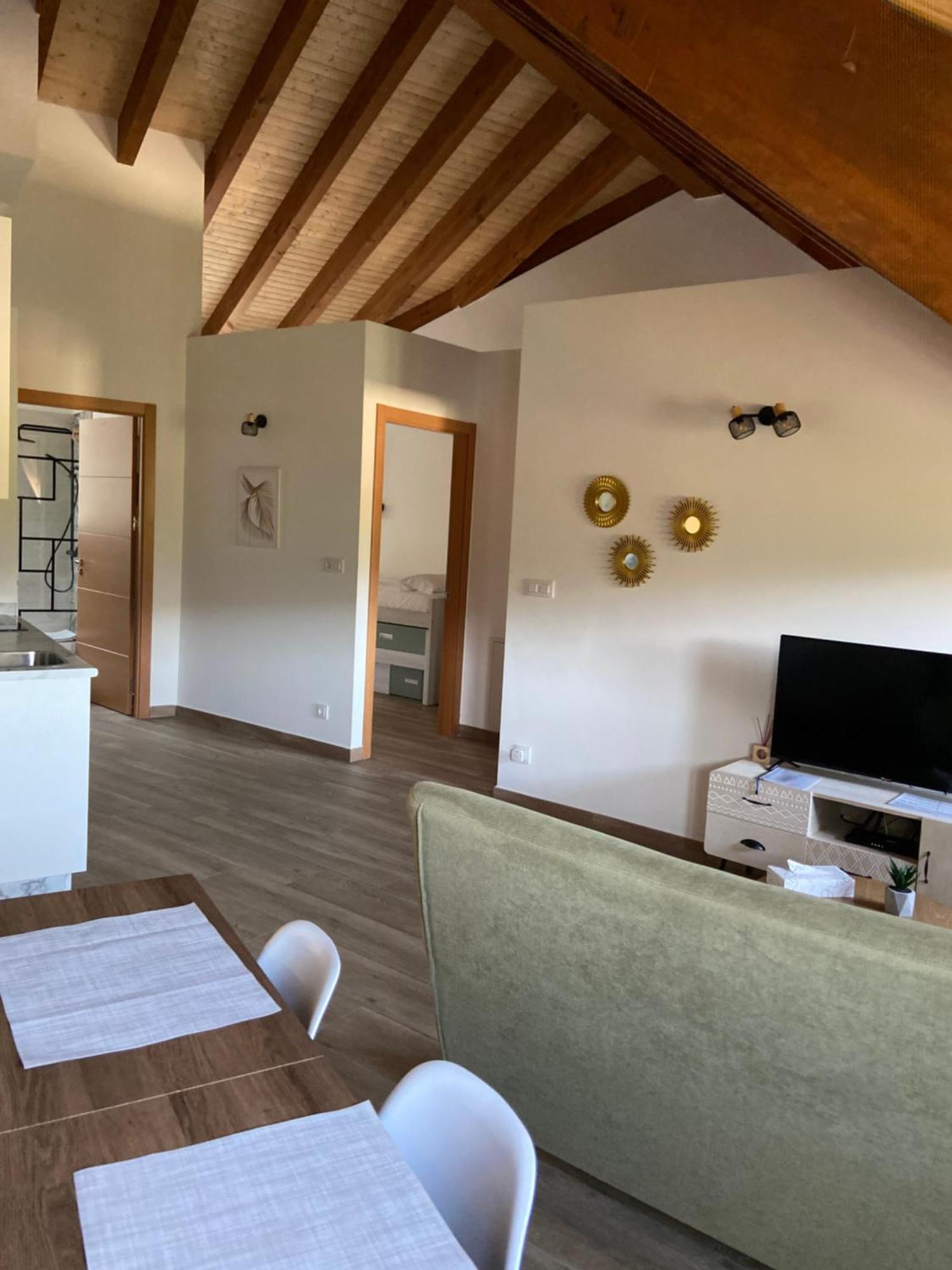 Reginita Apartamentos Arbo Kültér fotó