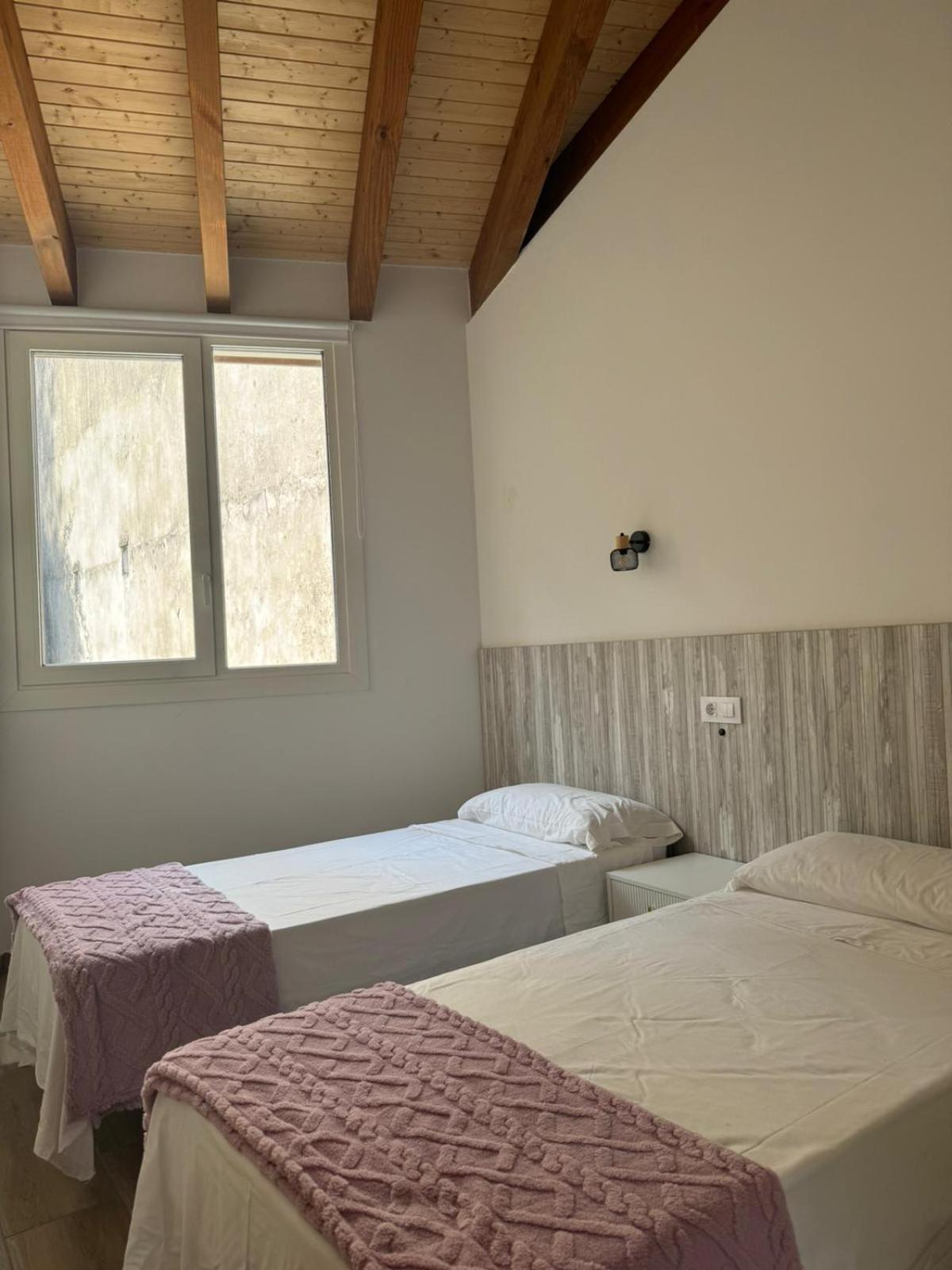 Reginita Apartamentos Arbo Kültér fotó